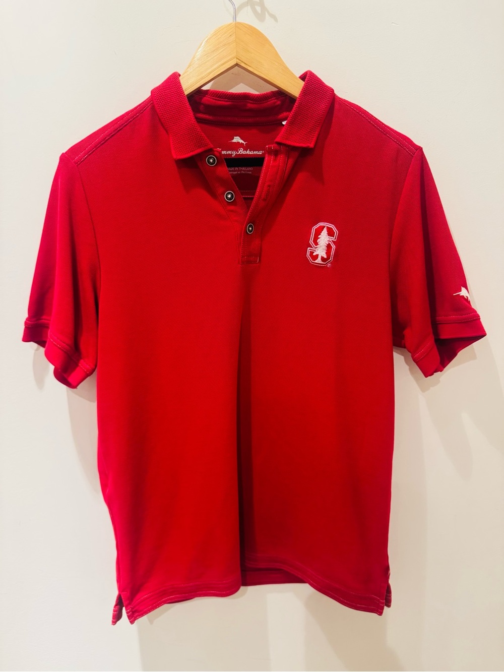 Tommy Bahama Stanford 🌲
red Boy’s polo shirt. Size S/P